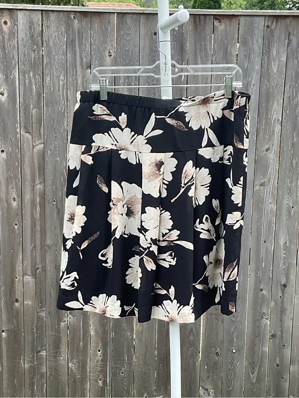 LOFT Black and Cream Floral Mini Skirt